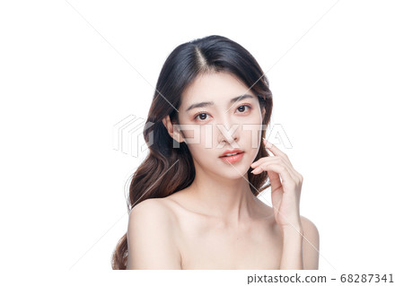 Beauty Portrait Of Young Asian Woman Beauty Portrait Of Young Asian Woman 68287341