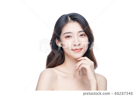 Beauty Portrait Of Young Asian Woman Beauty Portrait Of Young Asian Woman 68287348
