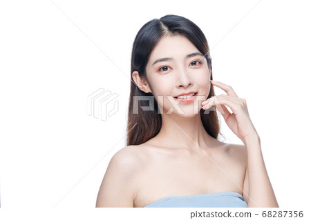 Beauty Portrait Of Young Asian Woman Beauty Portrait Of Young Asian Woman 68287356
