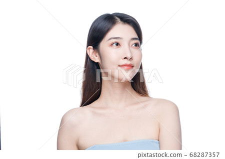 Beauty Portrait Of Young Asian Woman Beauty Portrait Of Young Asian Woman 68287357