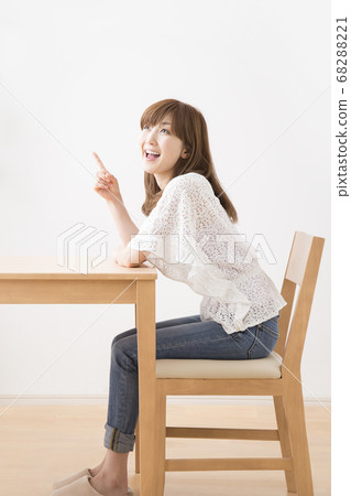 閃爍的女士 閃爍的女士 68288221