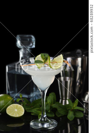 Margarita cocktail Margarita cocktail 68289932