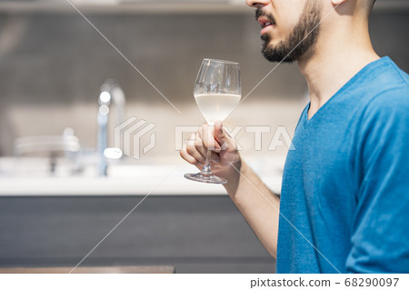 情侶聊天的圖片 情侶聊天的圖片 68290097