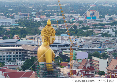 Aerial view of the Giant Golden Buddha in Wat Aerial view of the Giant Golden Buddha in Wat 68291508