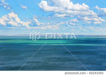 Waves on the sea in a club closeup. Waves on the sea in a club closeup. 68291893