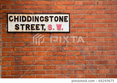 道路信息路標倫敦城市景觀 道路信息路標倫敦城市景觀 68293675