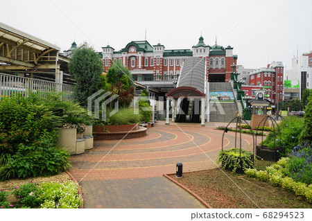 August Fukaya 139 Fukaya Station (new) and station square August Fukaya 139 Fukaya Station (new) and station square 68294523