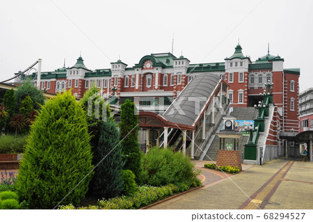 135年8月深谷深谷站 新裝 和站前廣場 照片素材 圖片 圖庫