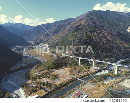市村岬角橋的鳥瞰圖 市村岬角橋的鳥瞰圖 68295363