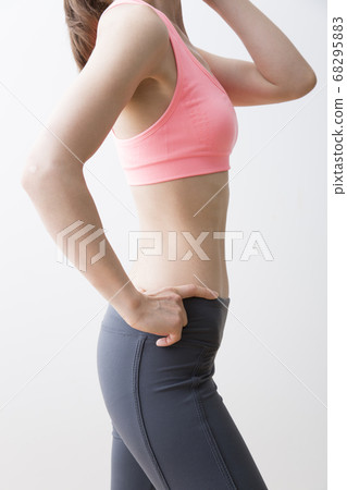 Fitness style woman 68295883