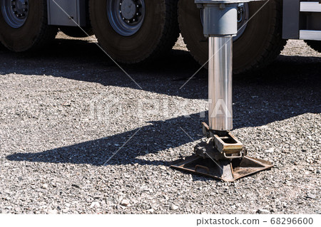 truck crane outriggers Mining, quarry equipment, close-up truck crane outriggers Mining, quarry equipment, close-up 68296600