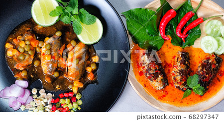 Spicy Canned Sardine Salad (Yum Pla Ka-Pong) Spicy Canned Sardine Salad (Yum Pla Ka-Pong) 68297347