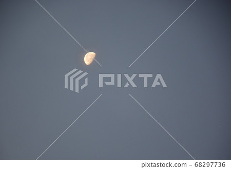 仍然是早晨的天空 68297736
