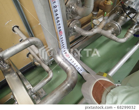 An equipment supplier that repairs piping 68299032