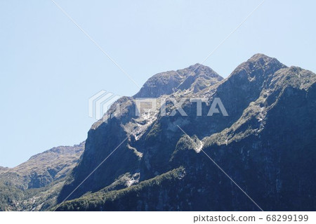 New Zealand Milford Sound scenery New Zealand Milford Sound scenery 68299199
