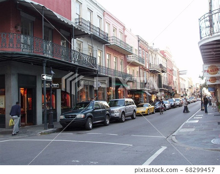 New Orleans cityscape 68299457
