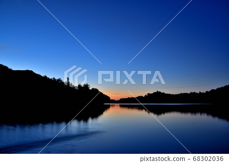 Oku Nikko, Dawn on Lake Yunoko 68302036