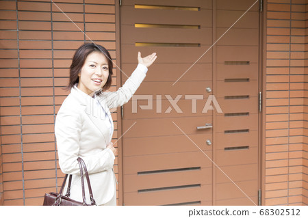 OL to introduce the property OL to introduce the property 68302512