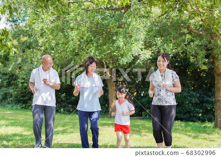 幸福的家庭/家庭形象 68302996