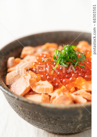 A salmon roe on rice bowl 68303501