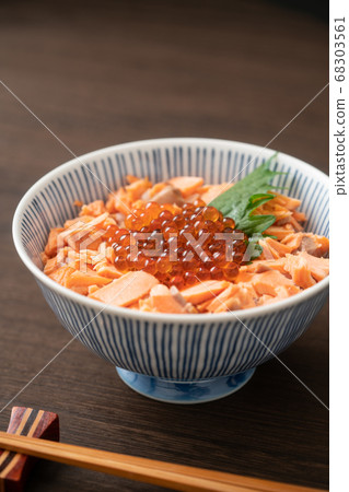 A salmon roe on rice bowl A salmon roe on rice bowl 68303561