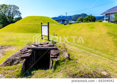 Hisoki's Tomb (Hisagozuka) [Higashisonogi-gun, Nagasaki] 68304042