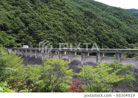 Yokogawa Dam (Tatsuno Town, Nagano Prefecture) 68304919