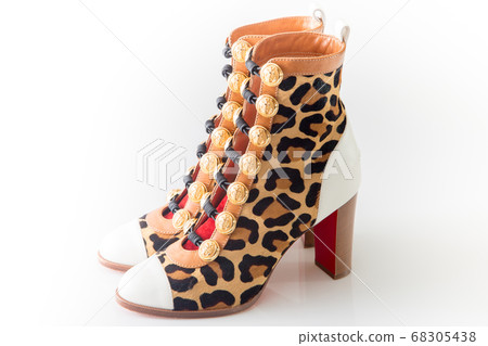 Leopard print boots Leopard print boots 68305438