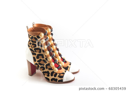 Leopard print boots Leopard print boots 68305439