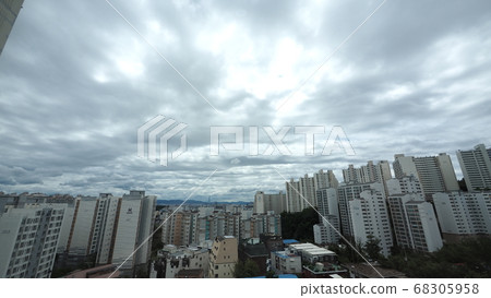Seoul sky Seoul sky 68305958