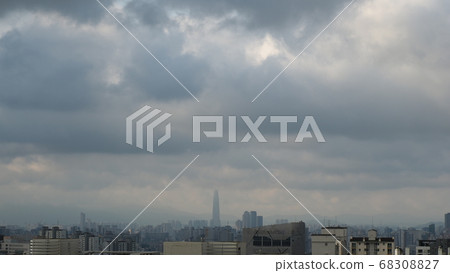 Seoul sky 68308827