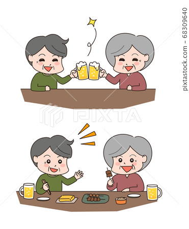 老人在餐廳敬酒和用餐 老人在餐廳敬酒和用餐 68309640