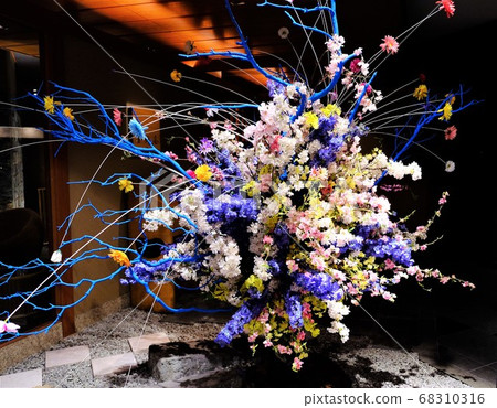 Ikebana 68310316