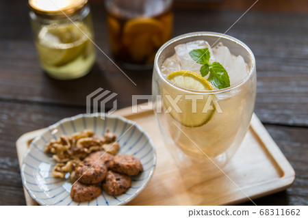 Summer Drink-Homemade Ginger Ale (carbonated)- Summer Drink-Homemade Ginger Ale (carbonated)- 68311662