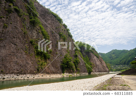 Koza河的Monoza 68311885