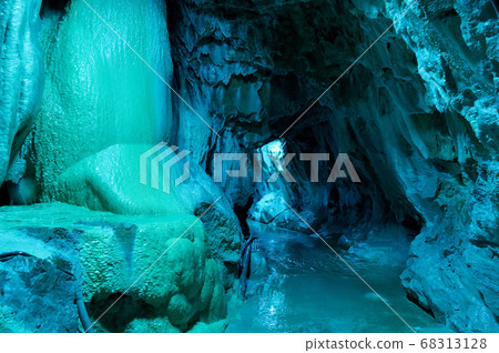 Limestone Cave Okayama Limestone Cave Okayama 68313128