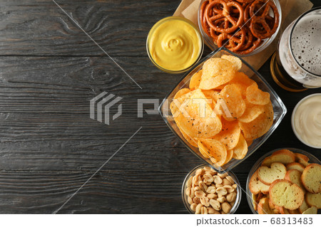Beer snacks, glass of beer, potato chips, beer 68313483