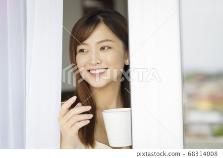 Female lifestyle Female lifestyle 68314008