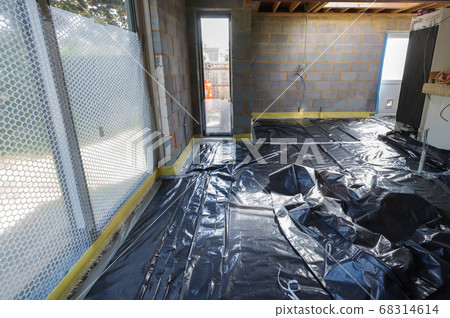 Preparation stage of underfloor heating installation, DIY Preparation stage of underfloor heating installation, DIY 68314614