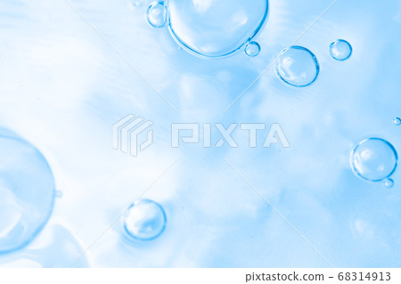 Water bubbles, water surface, underwater, water material. Images of health, medical care, environment, lifestyle, and beverages. 68314913
