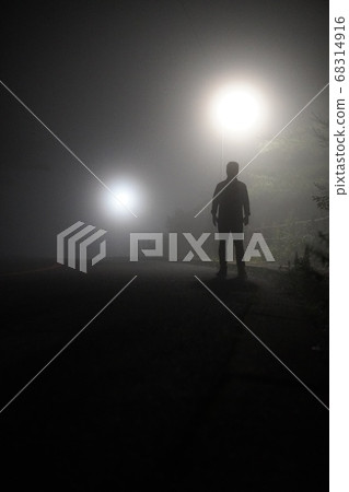 Men in the midnight fog 68314916