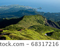 Rishirifuji with clear skies and alpine plants on the summit 68317216