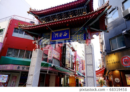 Nankinmachi, Xi'an Gate (Kobe) 68319458