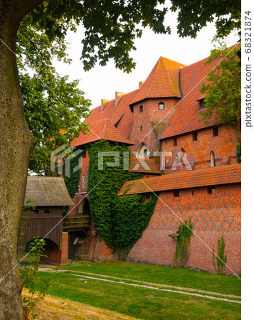 Entrance bridge od Malbork Castle Entrance bridge od Malbork Castle 68321874