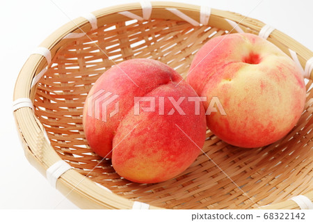 Peaches in bamboo bamboo Peaches in bamboo bamboo 68322142