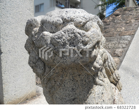 Guardian dog 68322728