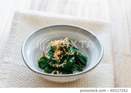 鶴村崎仁 68327262