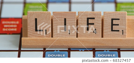 English word LIFE life English word LIFE life 68327457