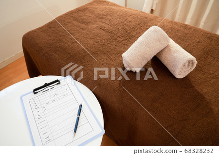 Esthetic salon counseling Esthetic salon counseling 68328232