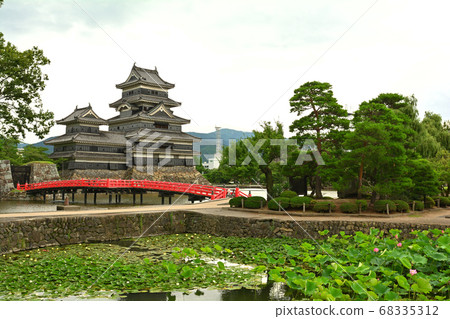 日本百座著名城堡和松本城堡 68335312